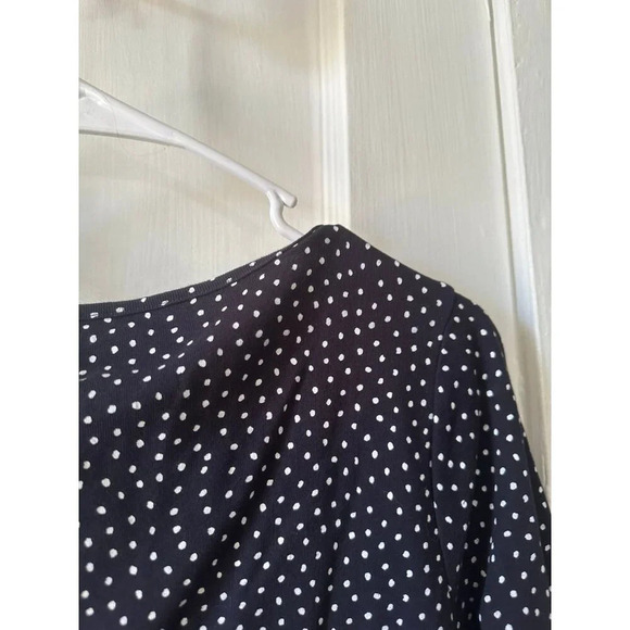Tommy Hilfiger women’s size medium small polka dot top - Picture 6 of 6